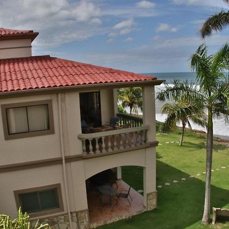 Villas Iguana A-8 Beachfront Condo المظهر الخارجي الصورة