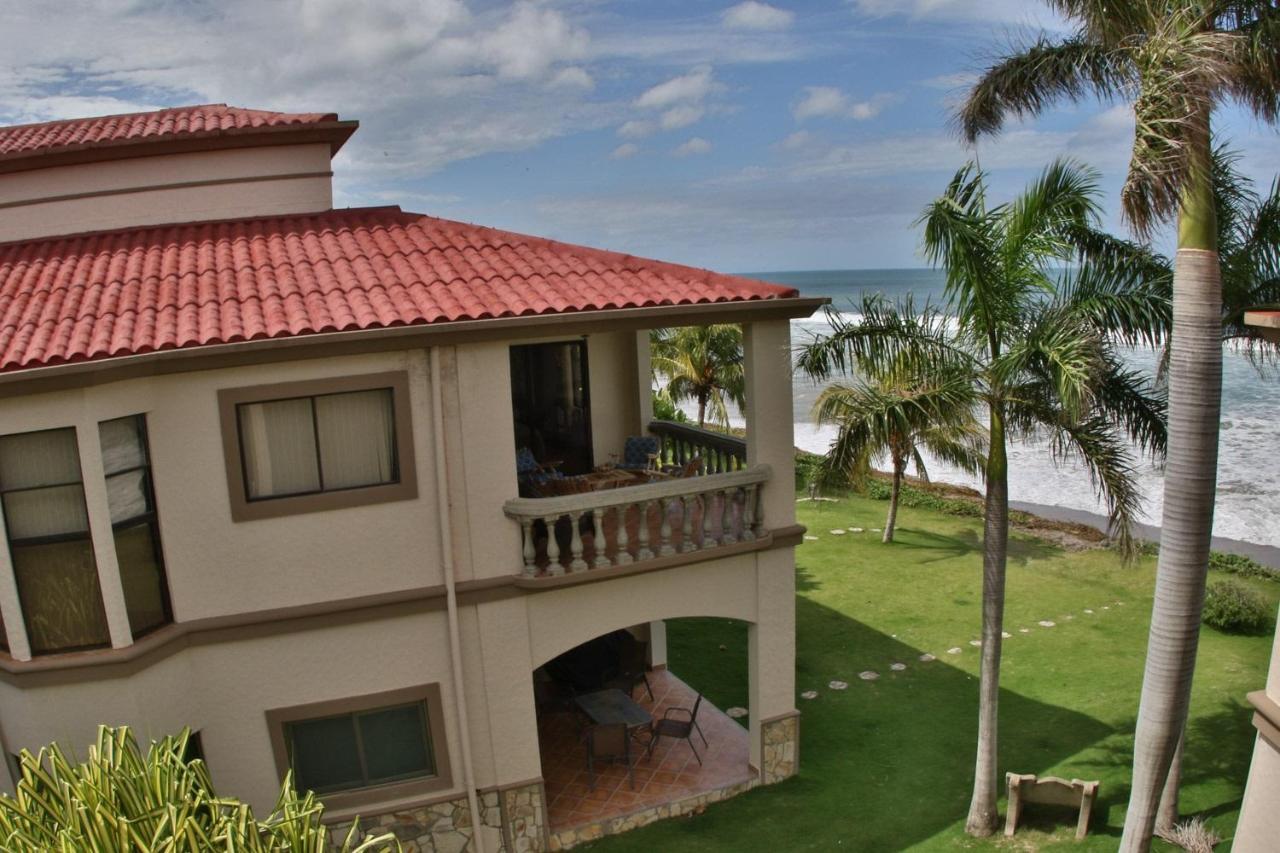 Villas Iguana A-8 Beachfront Condo المظهر الخارجي الصورة